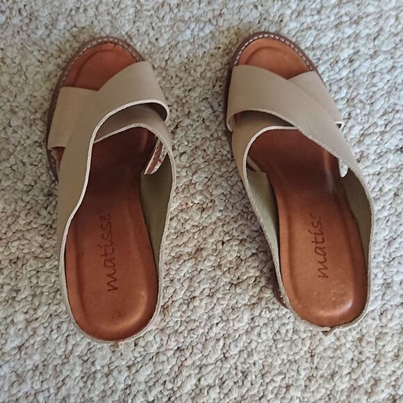 Matisse Blush all Leather Wedge Sandal size 6M - Picture 3 of 12